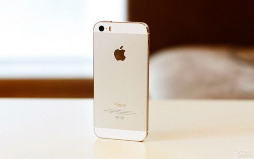  iPhone 5S（金色版）3